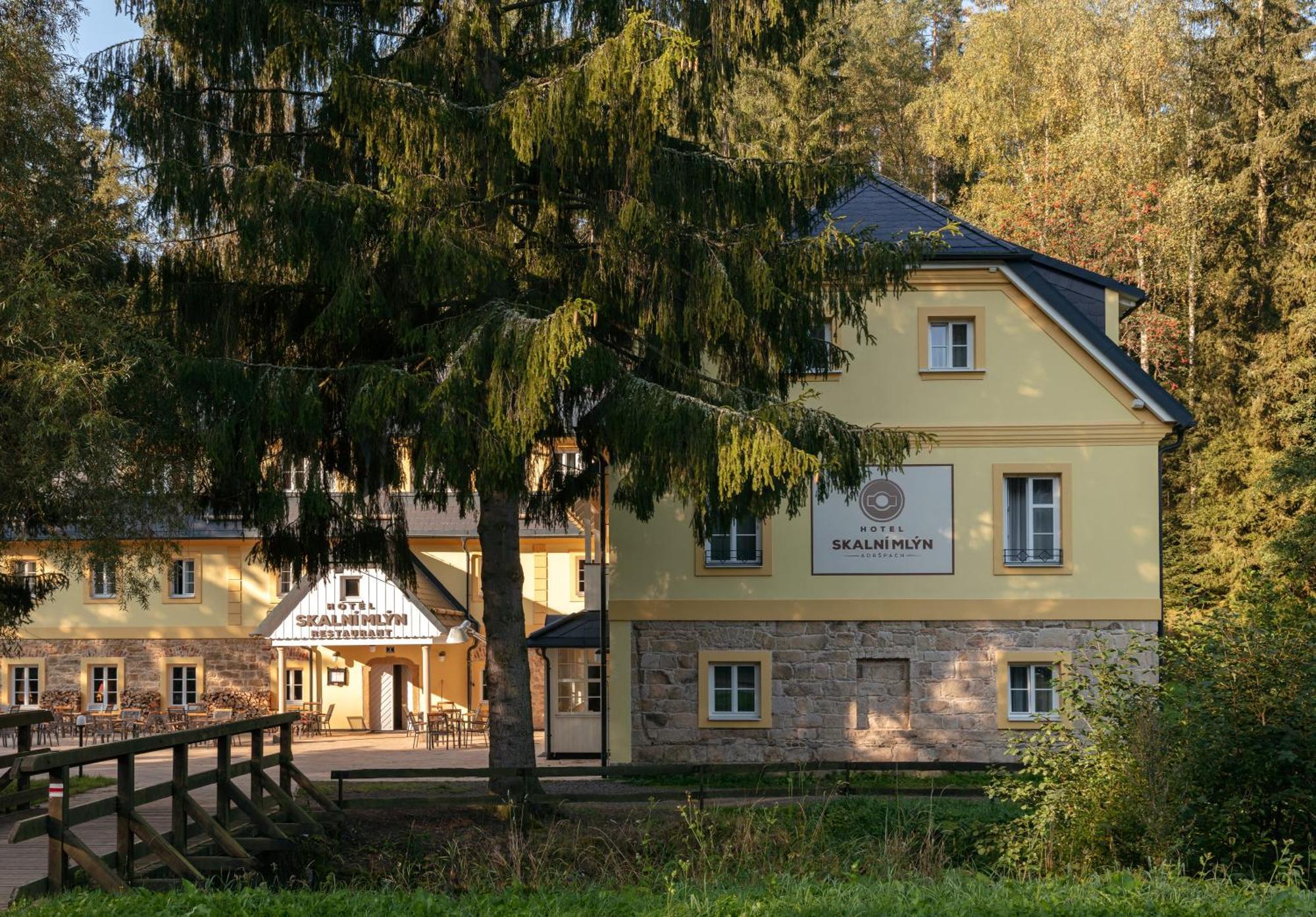 Chatky Skalni Mlyn Adršpach Exterior foto